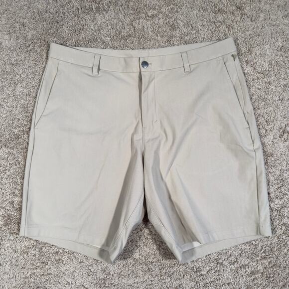 Lululemon Khaki Shorts Size 38 Commission Classic Fit Warpstreme 9” LM7B96S - Picture 1 of 9